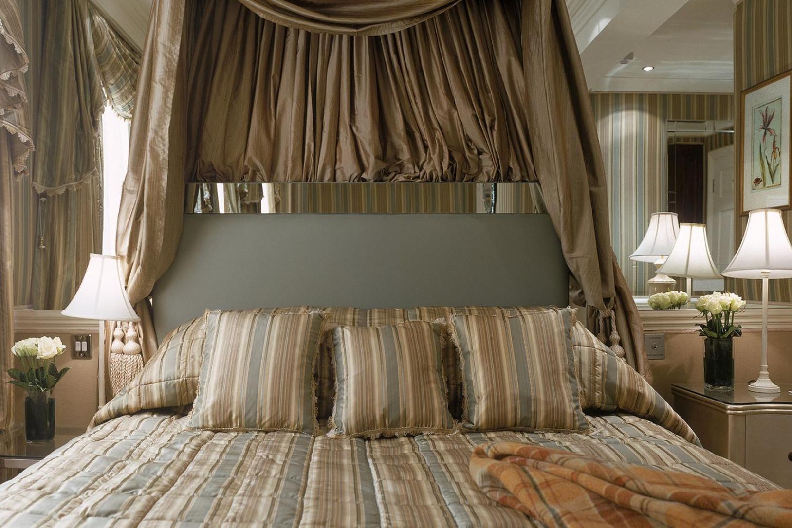 The Montague On The Gardens Hotel London Exterior photo