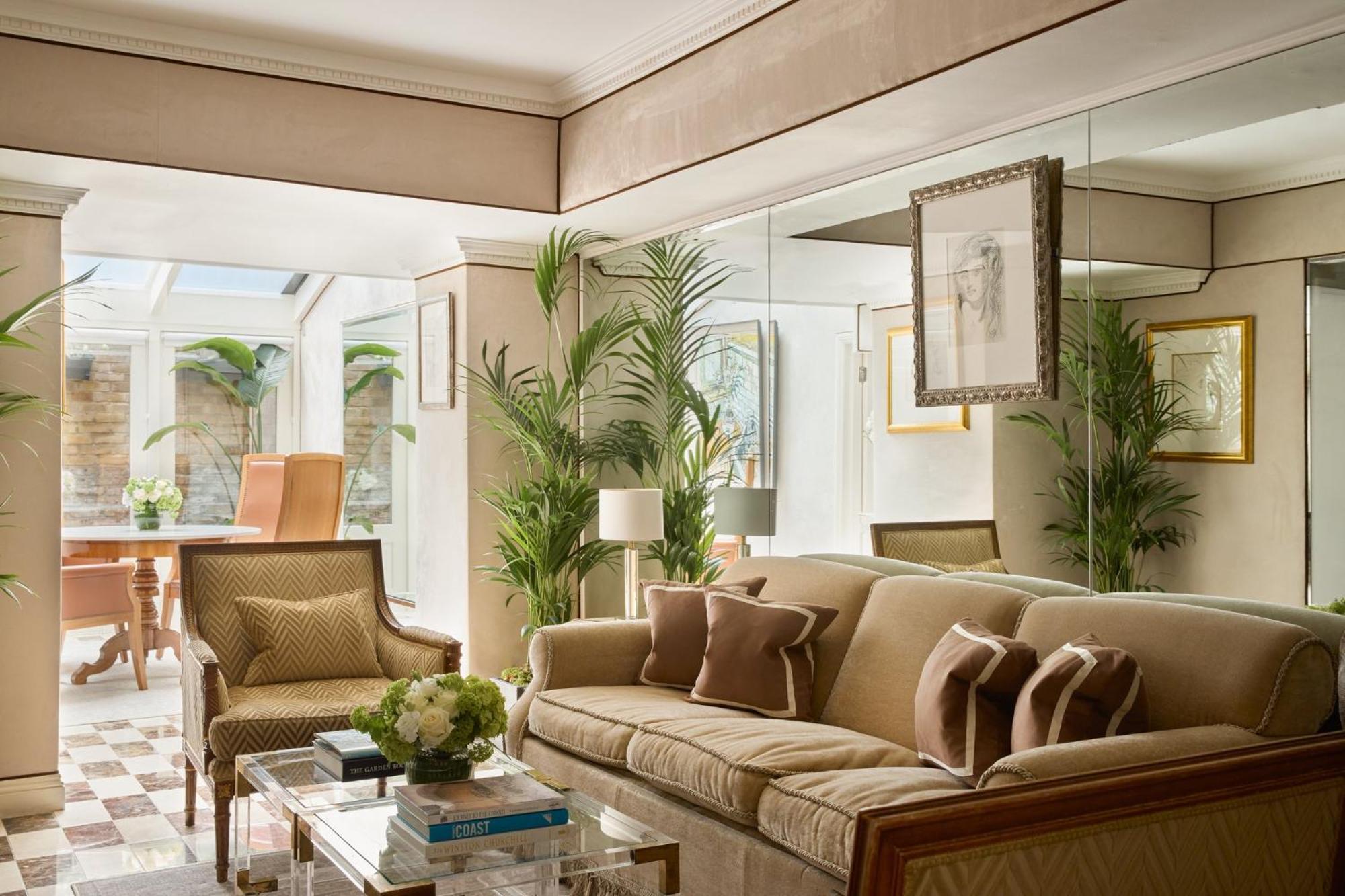 The Montague On The Gardens Hotel London Exterior photo